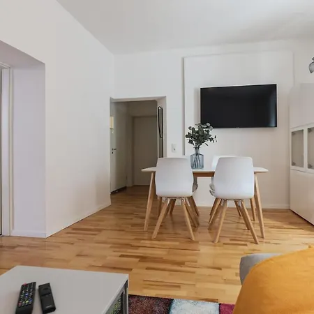 Apartment Bohnapartments Steigerwald - In Der Stadt - Vollausstattung - Wlan - Gratis Parkplaetze