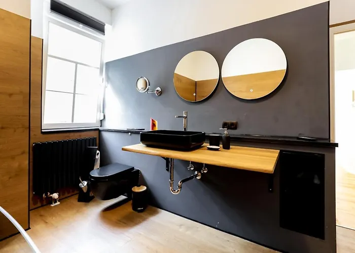 Bohnapartments Steigerwald - In Der Stadt - Vollausstattung - Wlan - Parkplaetze Apartmán