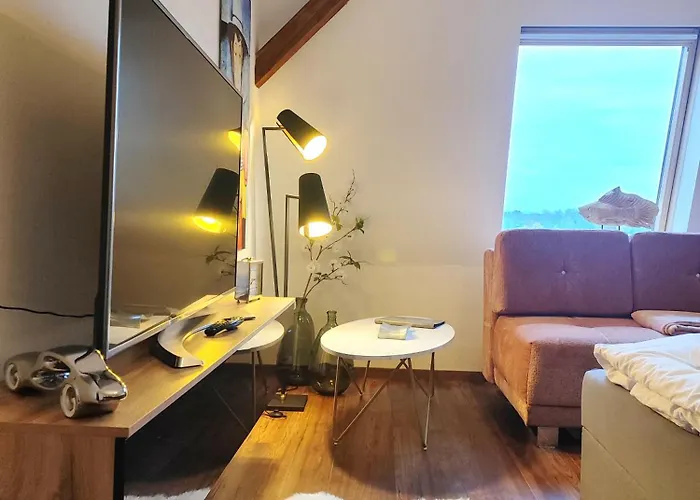 Bohnapartments Steigerwald - In Der Stadt - Vollausstattung - Wlan - Parkplaetze